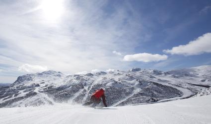 Ervaar Noorwegen: skiën onder het noorderlicht