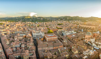 Bologna: Discover the Venice of Tuscany